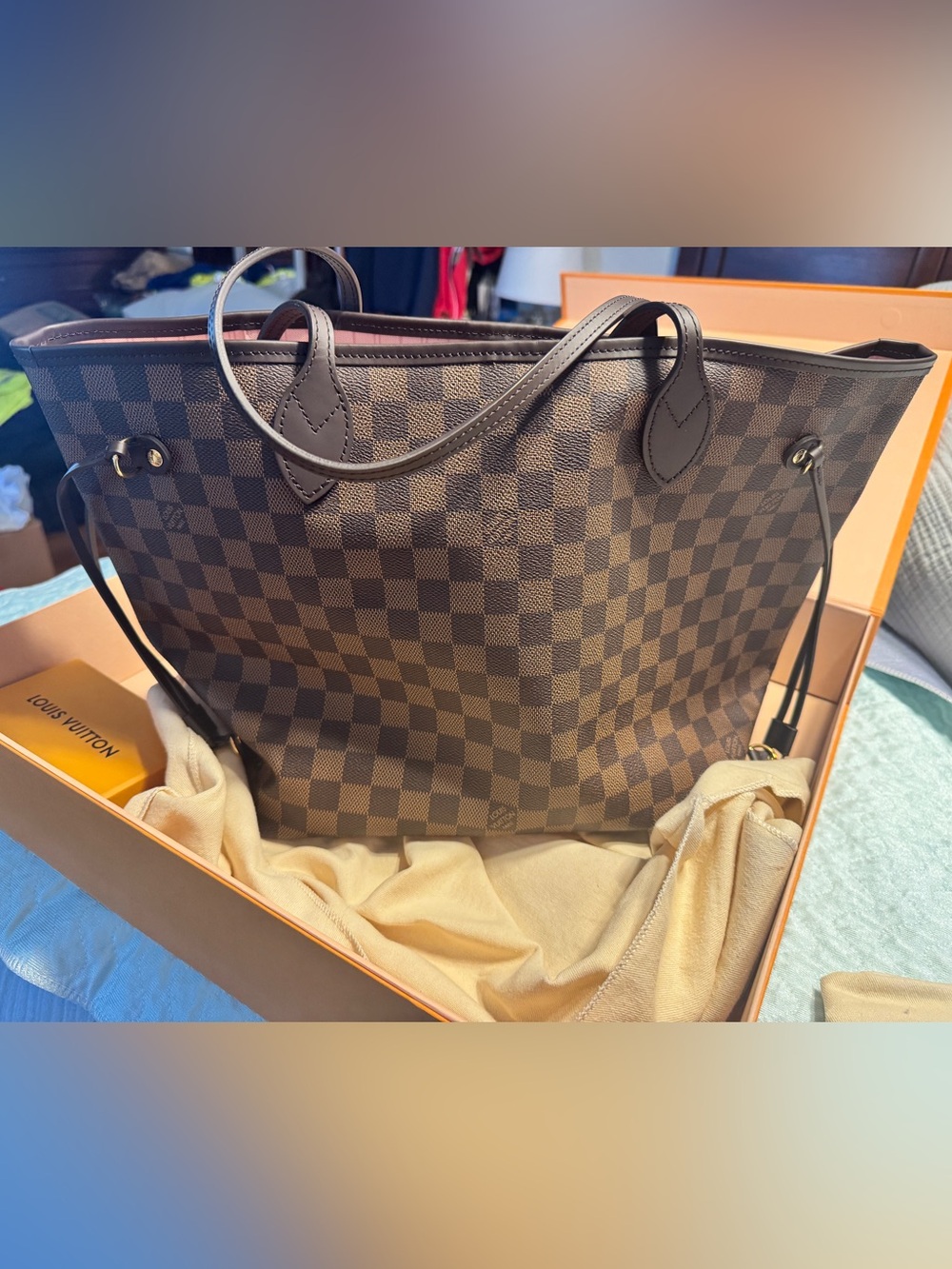 Louis Vuitton Neverfull MM – Damier Ebene with Rose Ballerine (Pink) Interior